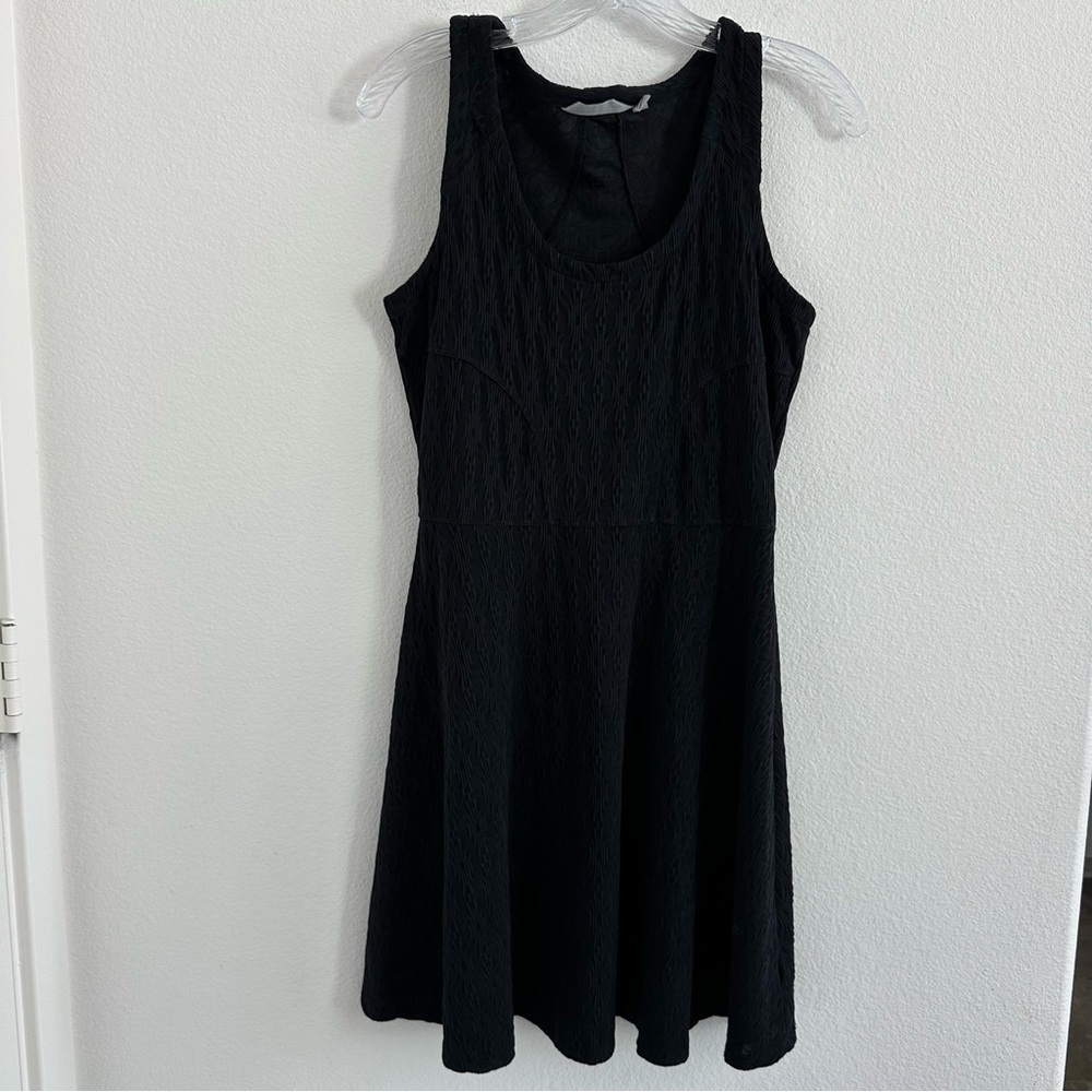 Athleta Black Textured‎ Sleeveless Dress Size: M